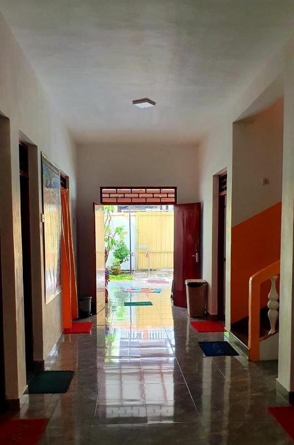 Guesthouse Kind And Love Hikkaduwa Extérieur photo