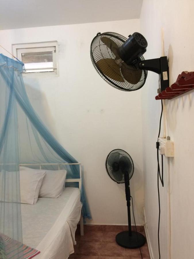 Guesthouse Kind And Love Hikkaduwa Extérieur photo