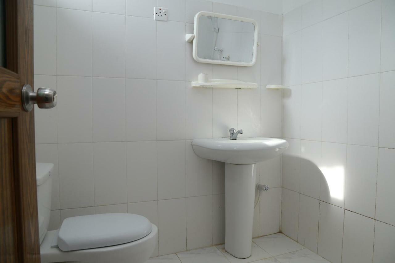 Guesthouse Kind And Love Hikkaduwa Extérieur photo